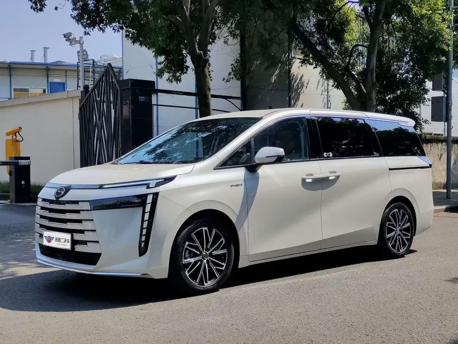 GAC Trumpchi E8 PHEV 2.0ATK 150km MAX+