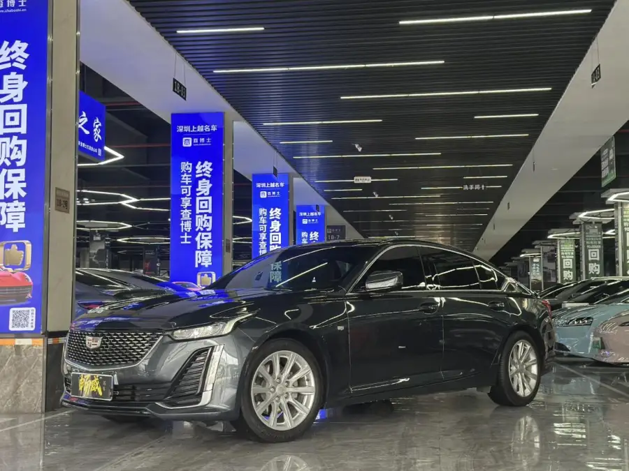 Cadillac CT5 28T Style
