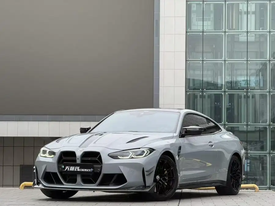 BMW M4 M4