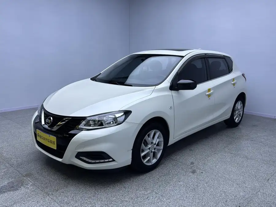 Nissan Tiida 1.6L CVT