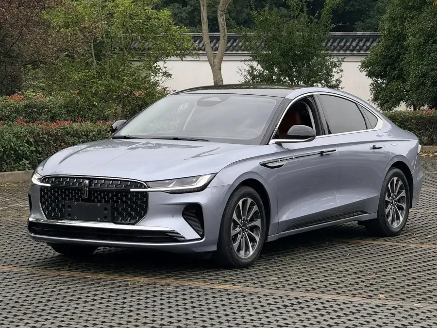 Lincoln Z 2.0T
