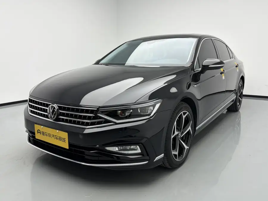 Volkswagen Magotan 330TSI DSG Luxury