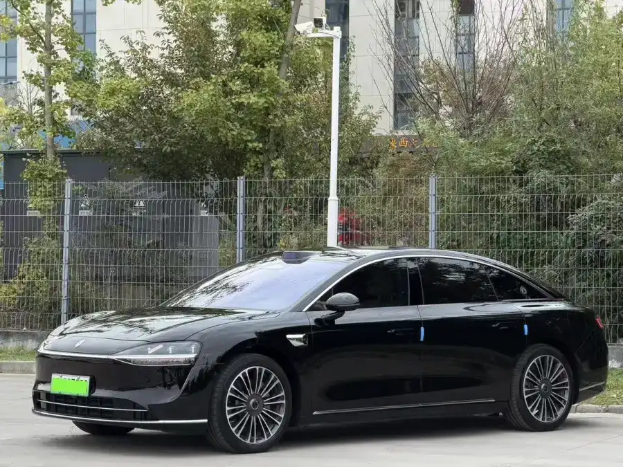 Stelato S9 RWD Max