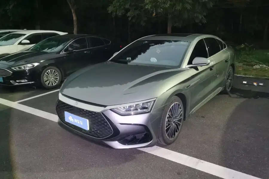 BYD Han DM DM-i 121KM