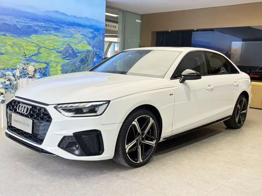 Audi A4L 40 TFSI
