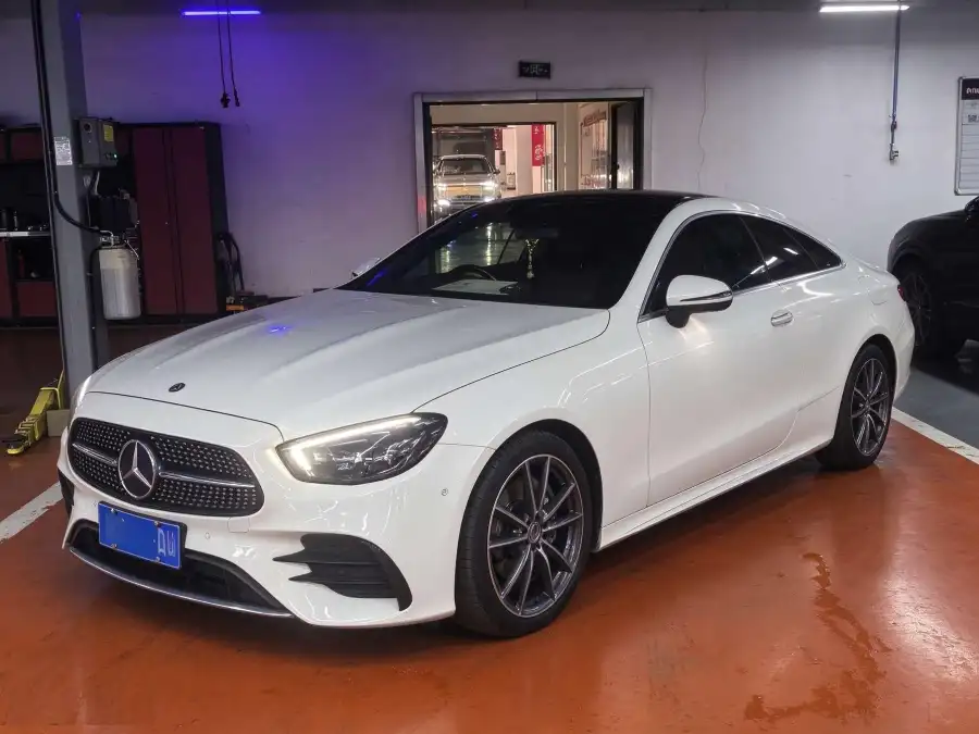 Mercedes-Benz E-Class (Import) E 260