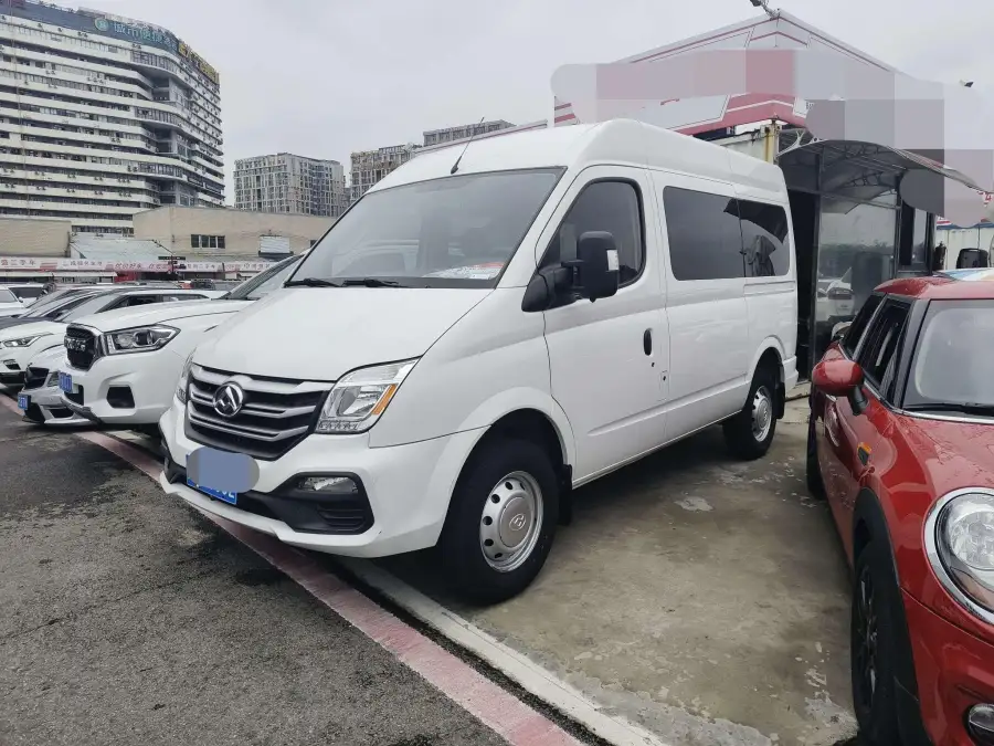 Maxus Xintu V80 2.0T AMT 5 6 мест