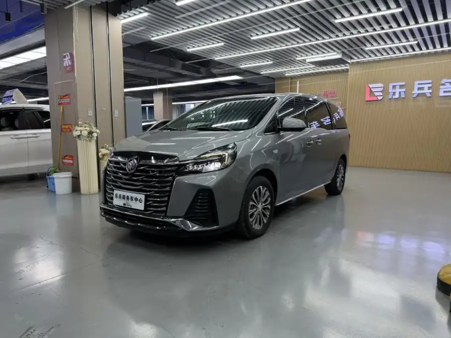 Buick GL8 2.0T Luxury