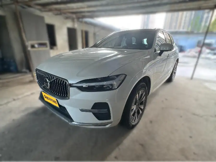 Volvo XC60 B5 4WD Luxury