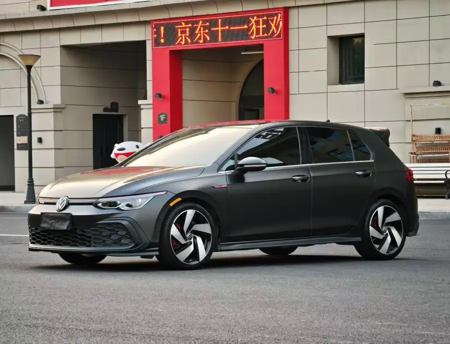 Volkswagen Golf GTI 380TSI DSG GTI
