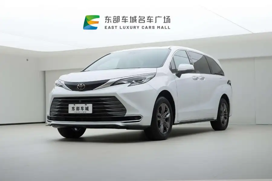 Toyota Sienna 2.5L 4WD