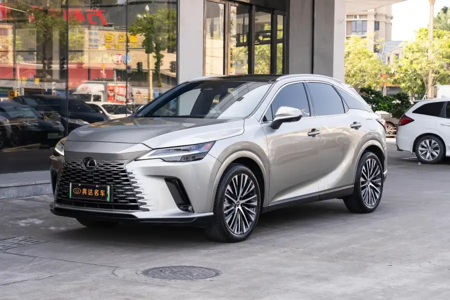 Lexus RX PHEV 450h+ 4WD