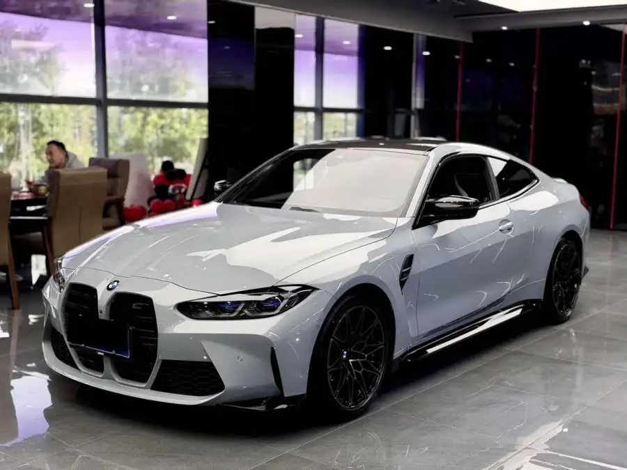 BMW M4 M4