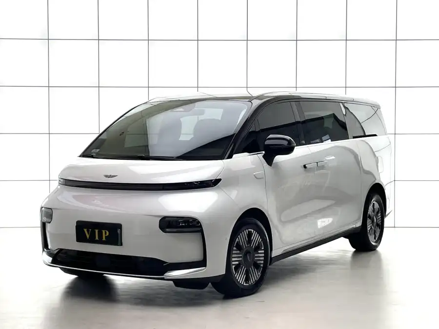 Geely Galaxy LEVC L380 140kWh 6 мест 4WD Ultra