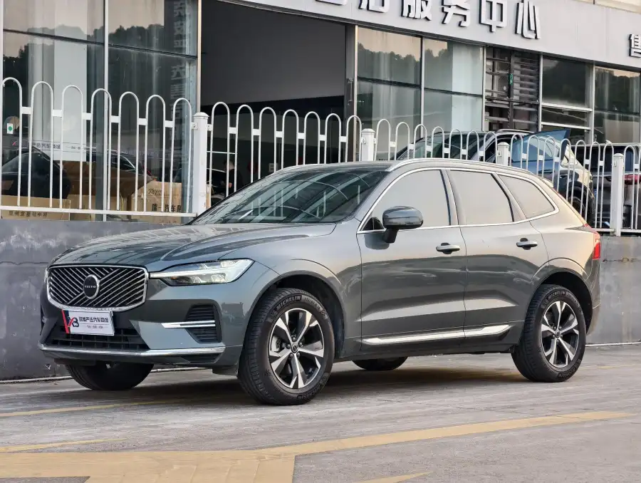 Volvo XC60 B5 4WD Luxury