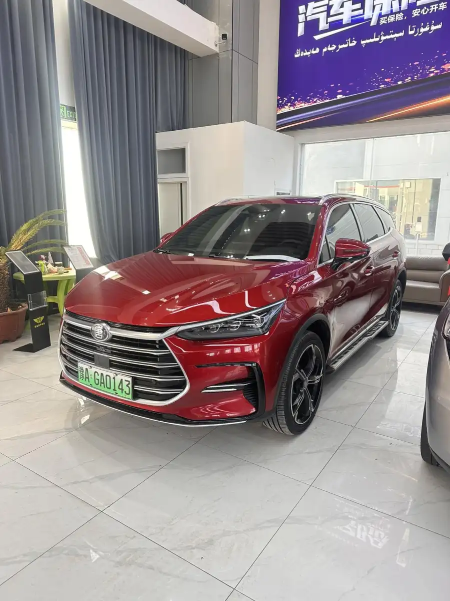BYD Tang DM DM-i 1.5T 112KM Premium