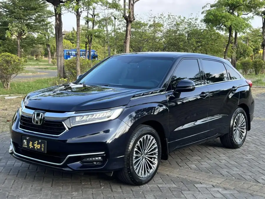 Honda Avancier 370 TURBO 9AT Luxury