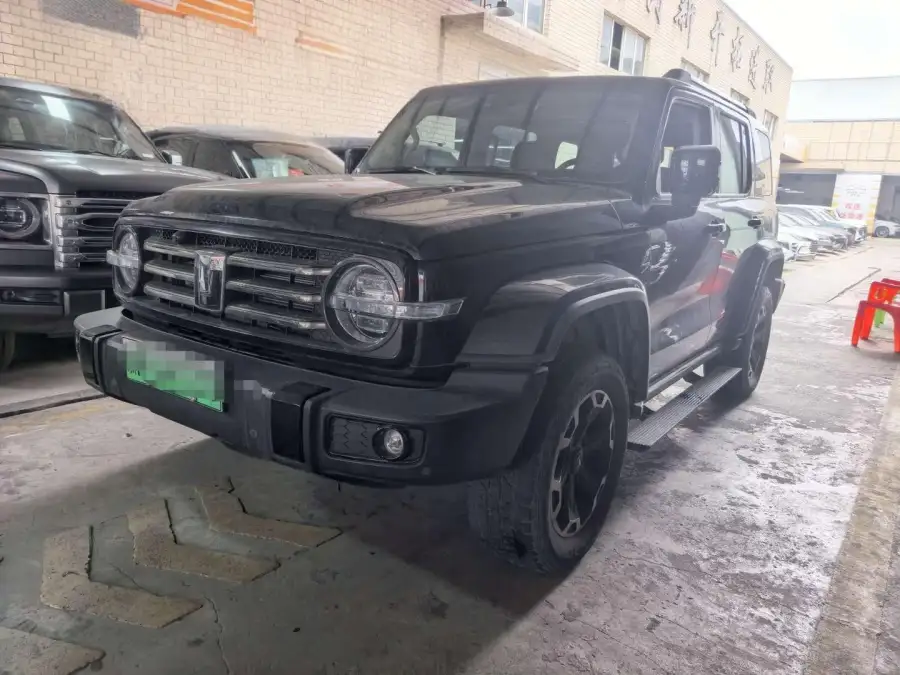 Tank 300 Hi4-T 2.0T Standard