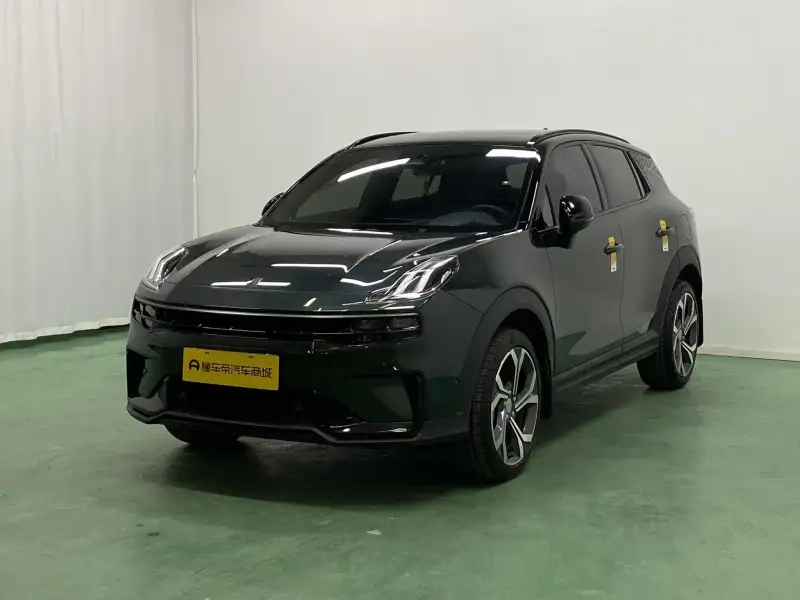 Lynk & Co 06 Remix 1.5T Hero