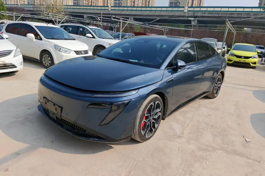 Nissan N7 625 Max