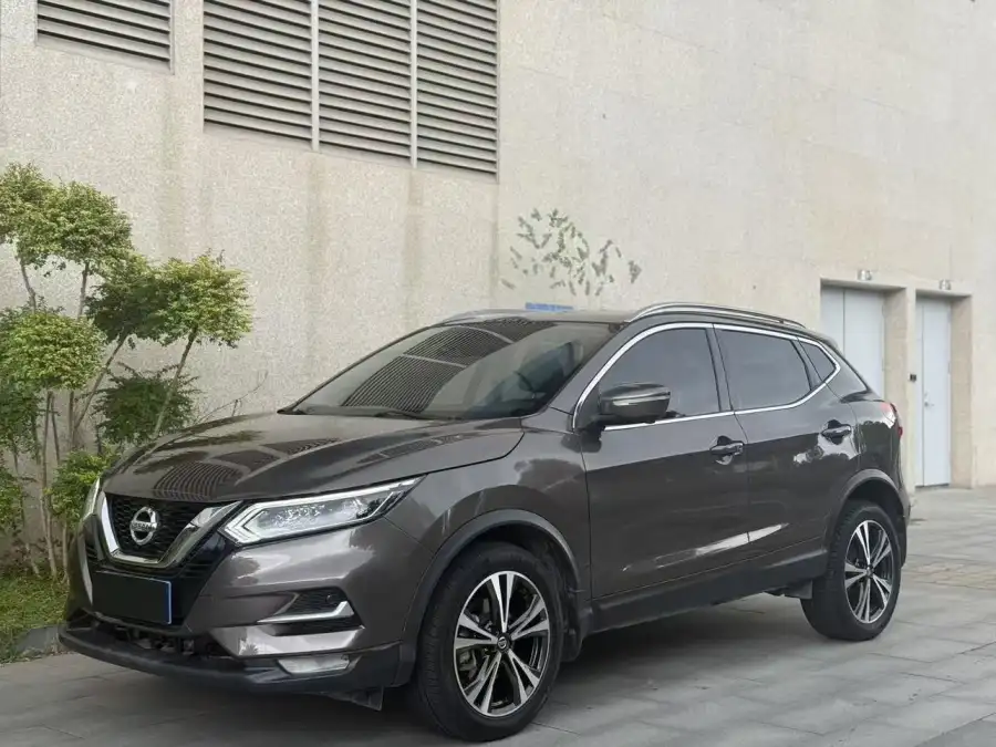 Nissan Qashqai 2.0L XV Prem Luxury