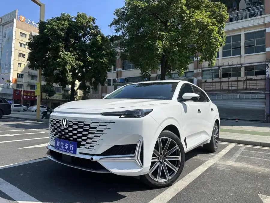 Changan UNI-K 2.0T Premium