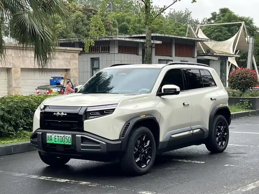 Fangchengbao Tai 3 620KM RWD