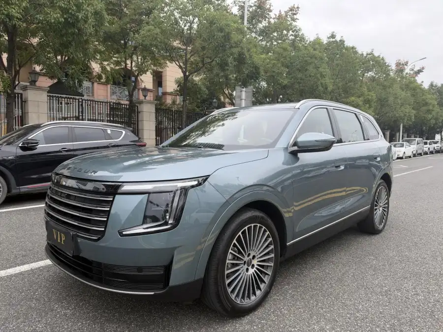 Jetour X70L 2.0TD 8AT Flagship