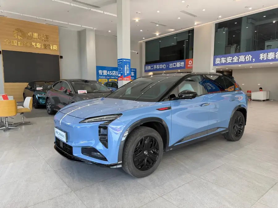 Hongqi Tiangong 08 730 RWD