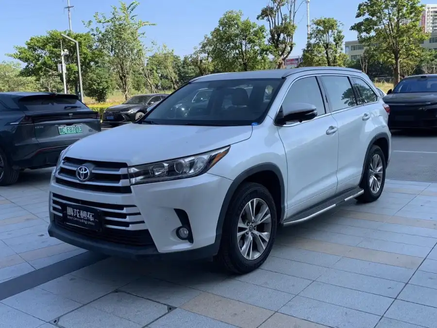 Toyota Highlander 2.0T 4WD Elite 7 мест