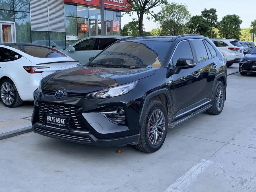 Toyota Wildlander 2.5L 2WD PLUS