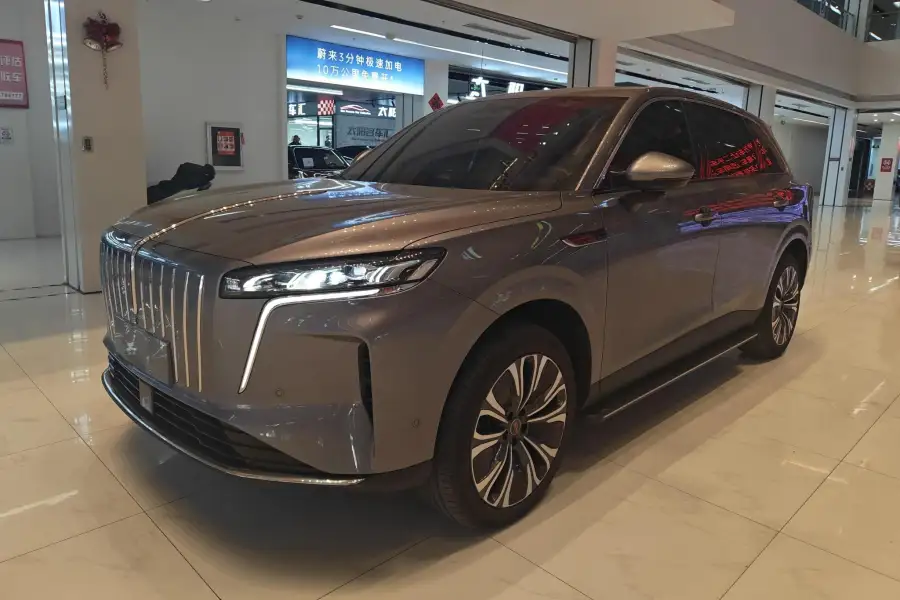 Hongqi HS6 PHEV