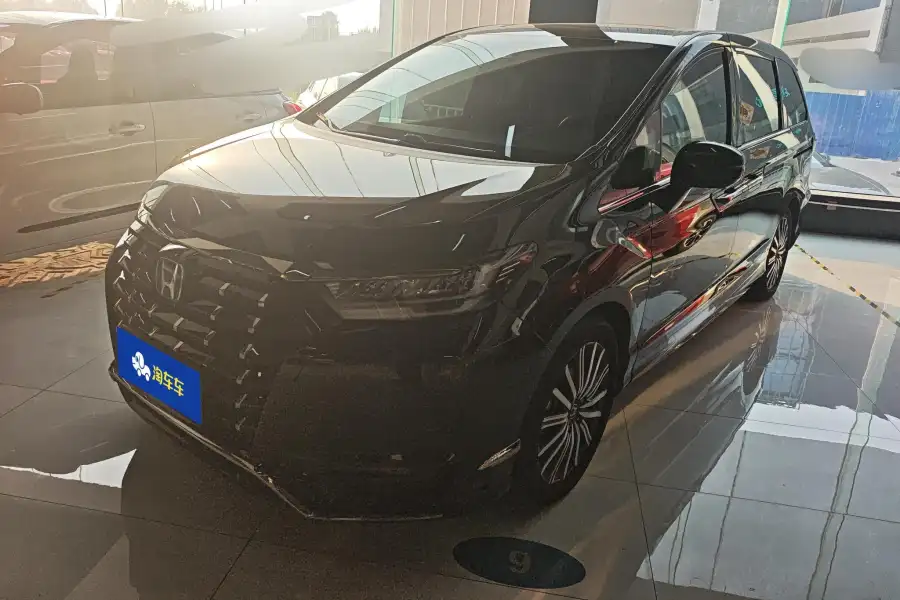 Honda Elysion 2.0L Supreme
