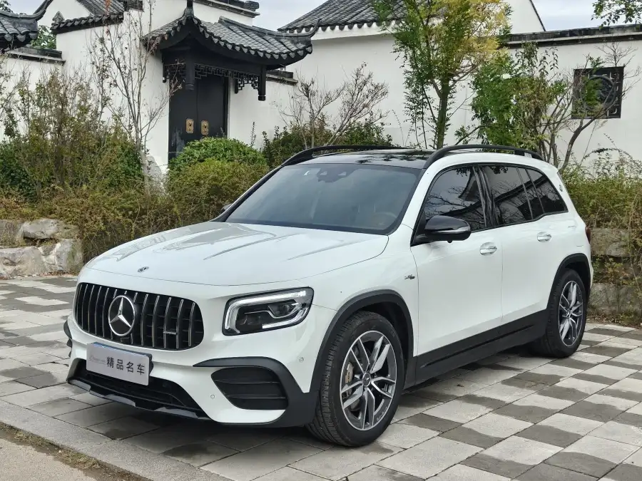 Mercedes-Benz GLB AMG AMG GLB 35 4MATIC