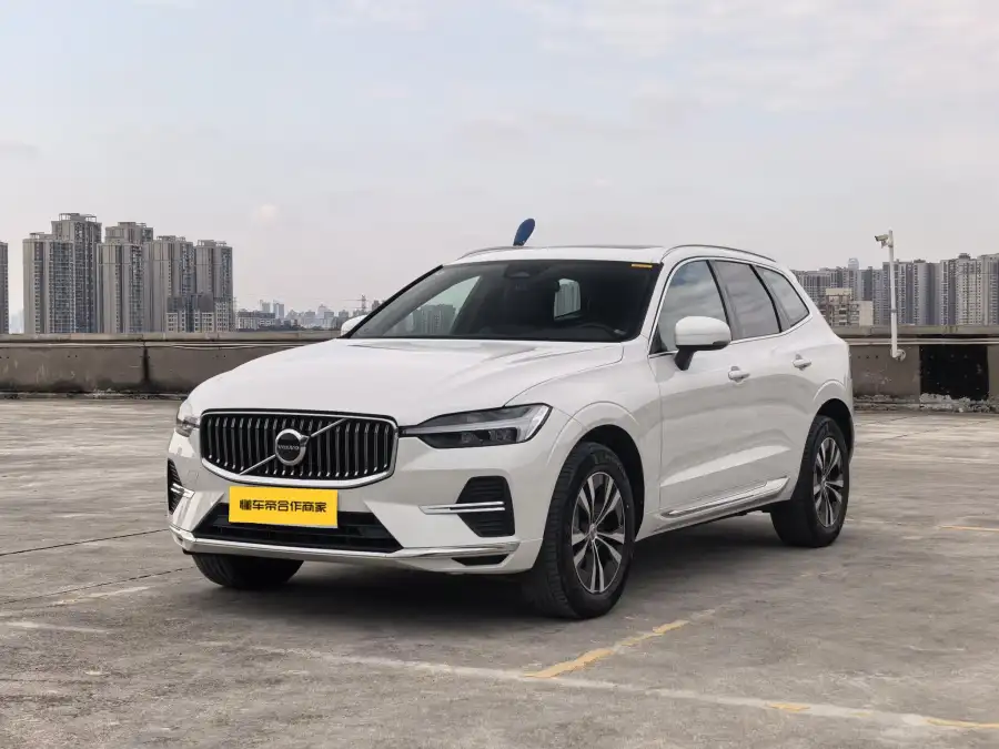 Volvo XC60 B5 4WD Luxury