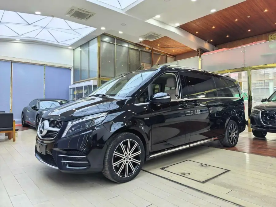 Mercedes-Benz V-Class V 260 L Luxury
