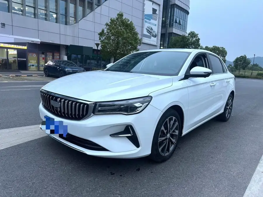 Geely Emgrand 4 1.5L CVT