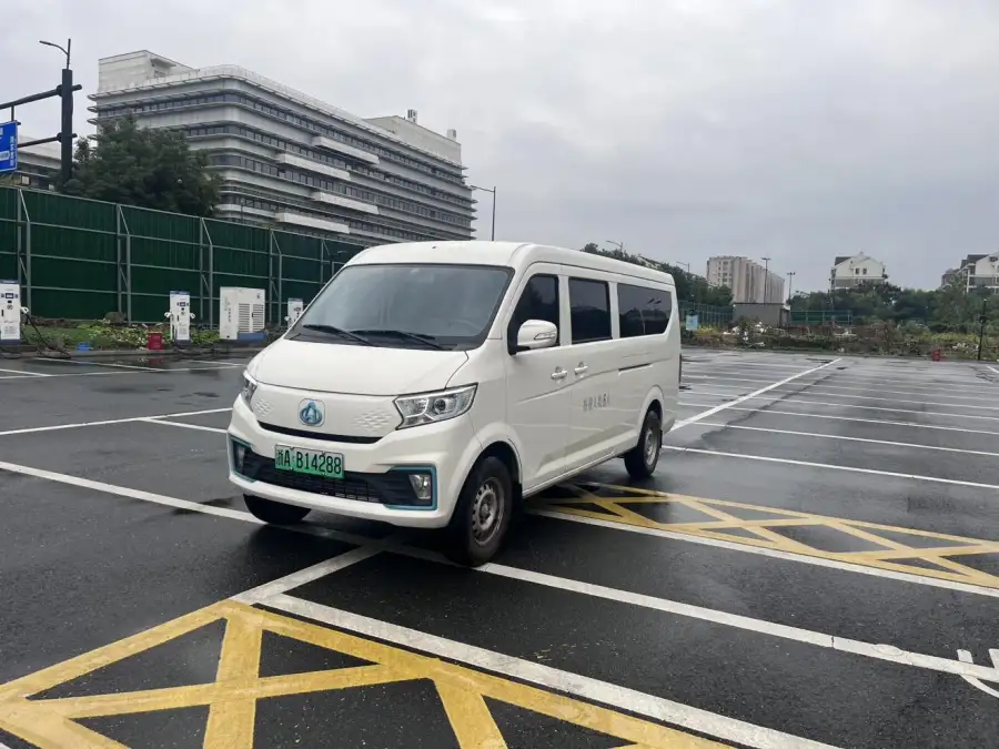 Changan Kuayue Kuayuexing V7 EV 316km Luxury 6 мест