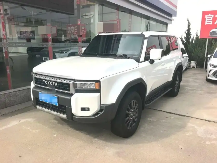 Toyota Prado 2.4T TX 5 мест