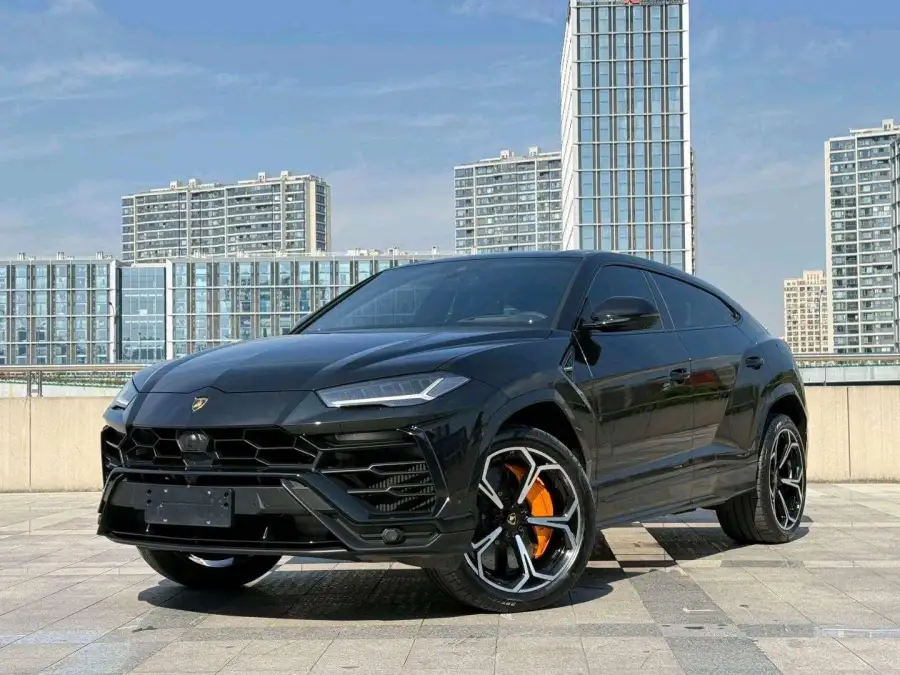 Lamborghini Urus 4.0T V8