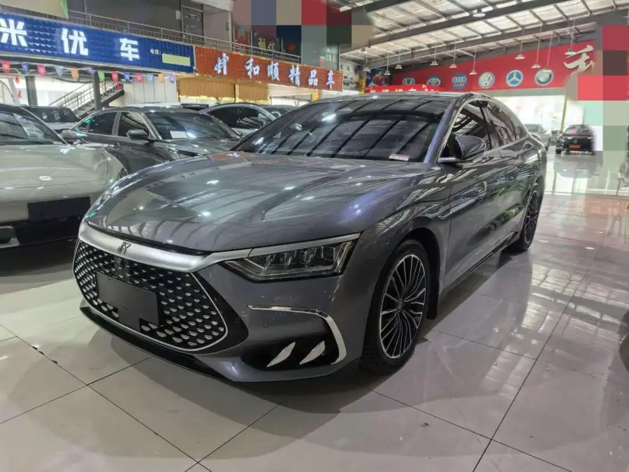 BYD Han DM DM-i 121KM