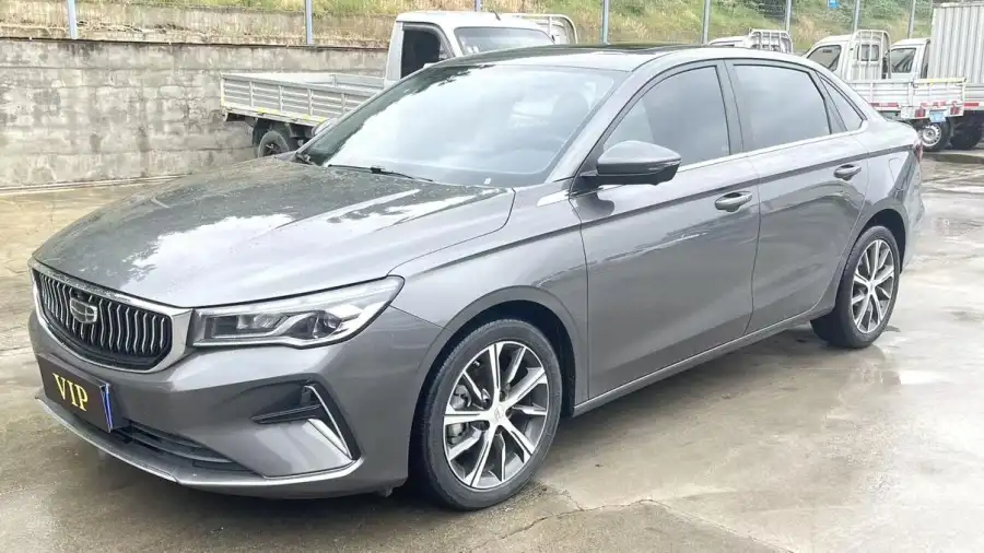 Geely Emgrand 4 1.5L CVT Luxury
