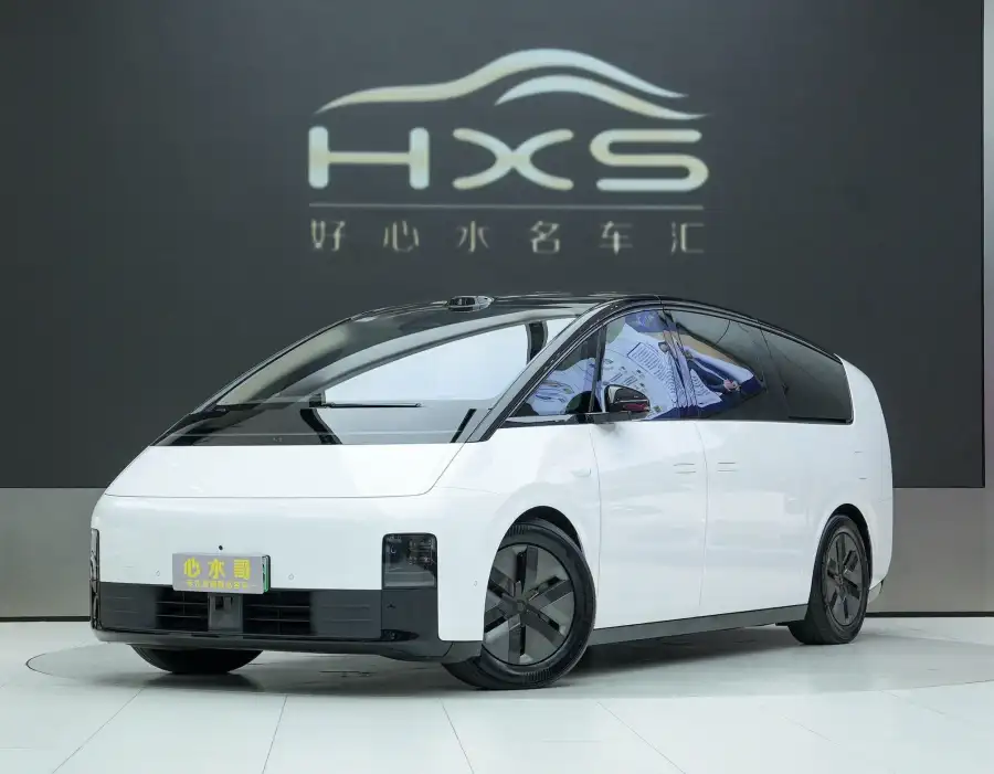 Li Auto MEGA Home