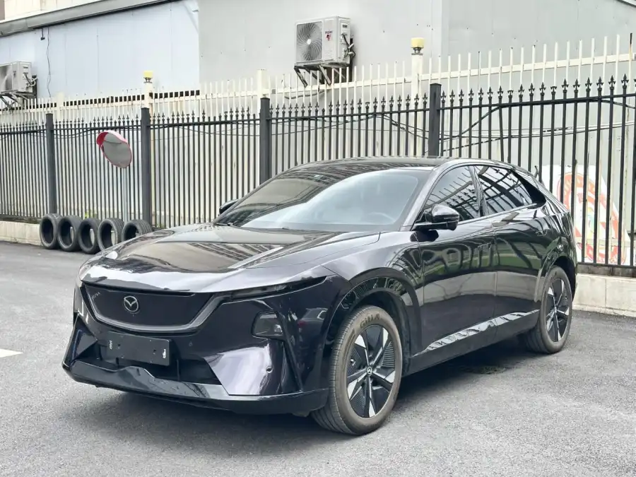 Mazda EZ-60 200 Max