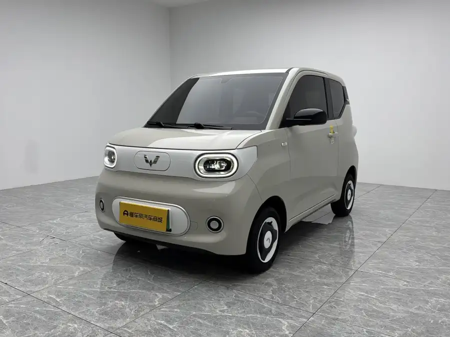 Wuling Hongguang MINIEV 215km