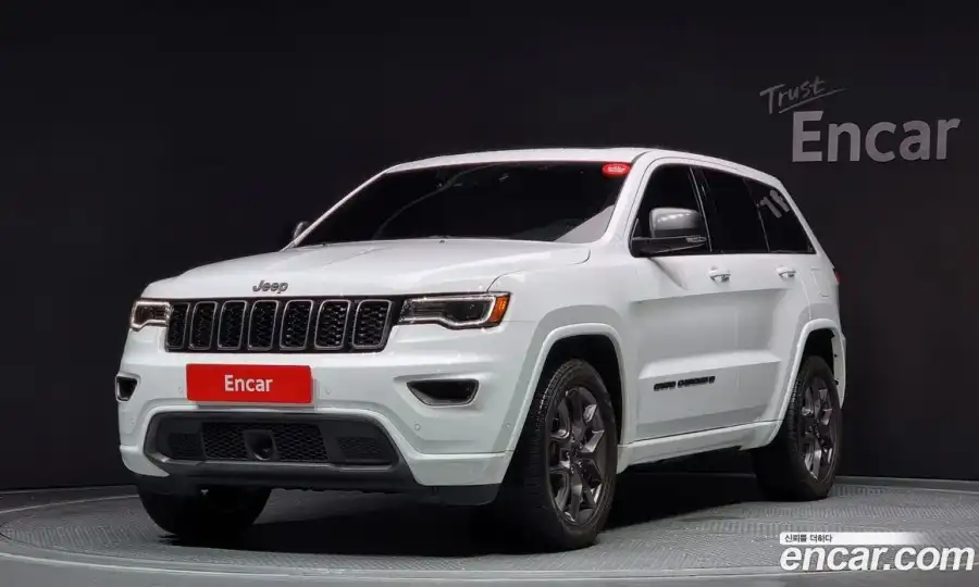 Jeep Cherokee 3.6 80th Edition