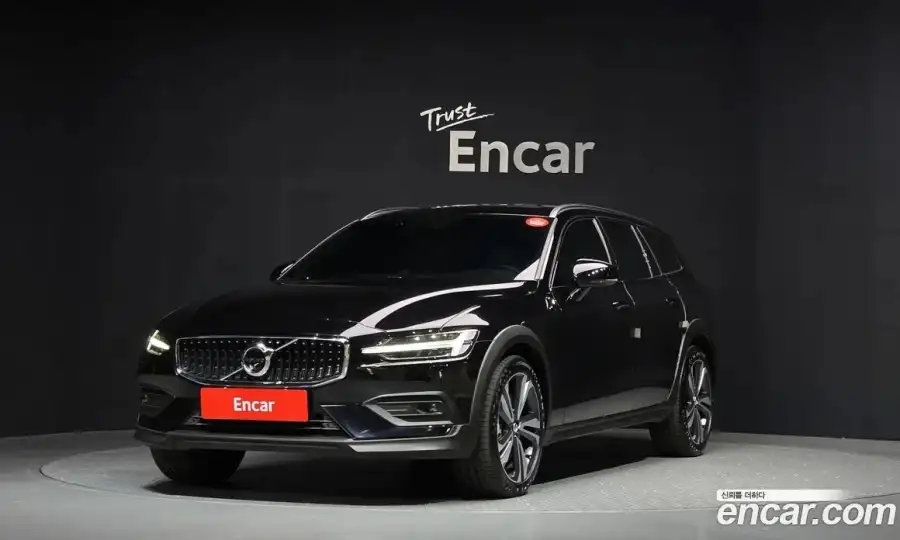 Volvo V60 B5 Pro AWD