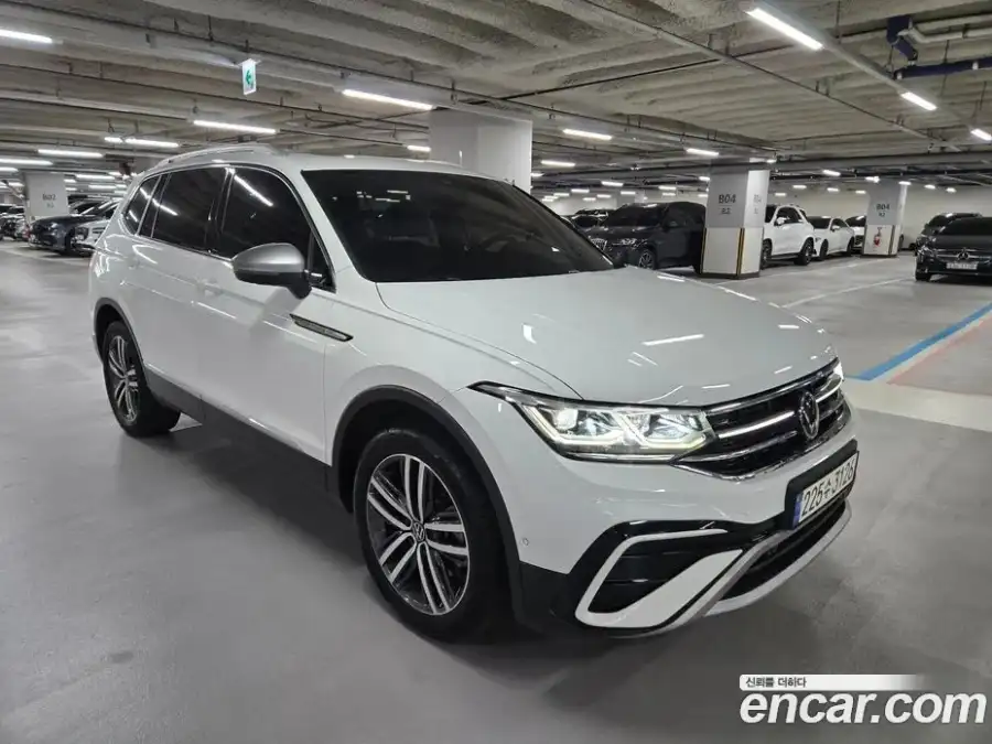 Volkswagen Tiguan 2.0 TSI Prestige