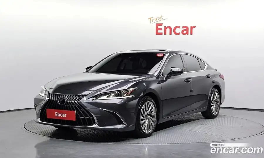 Lexus ES Luxury Plus