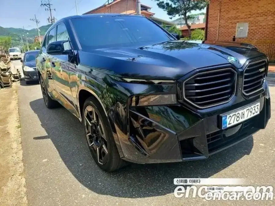 BMW XM 4.4
